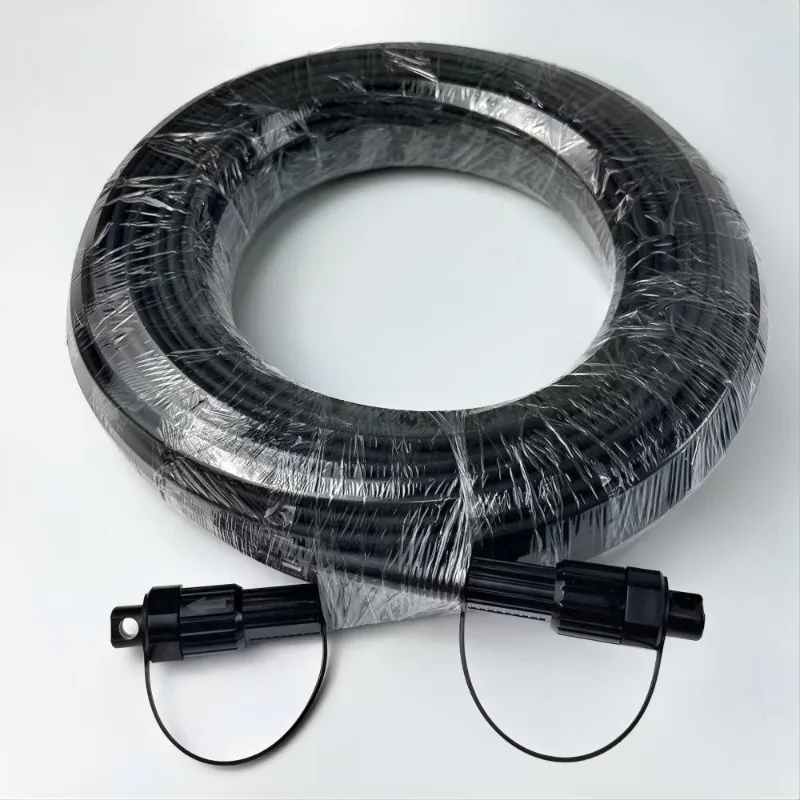Vattentät föransluten patchkabel